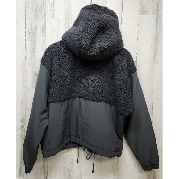 Abercrombie & Fitch Jacket Women Medium Black Sherpa Hooded Cropped - Picture 2 of 7